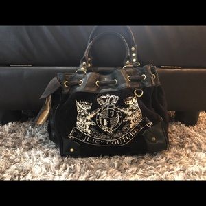 JUICY COUTURE Velour Daydreamer Black Velour Bag